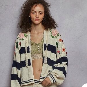 POL Boho Floral Embroidered Cream and Navy Striped Zip Hoodie Large New